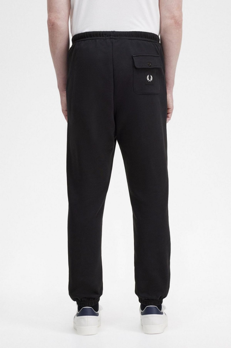 Fred Perry Badge Detail Track Pants Långbyxor Herr Svarta | USEND42344