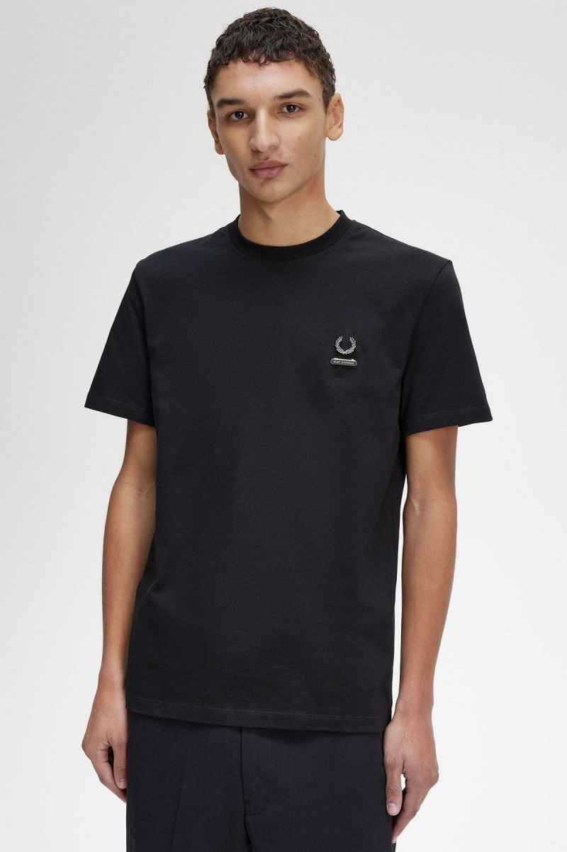 Fred Perry Enamel Pin T-shirt Herr Svarta | QSEWA73326